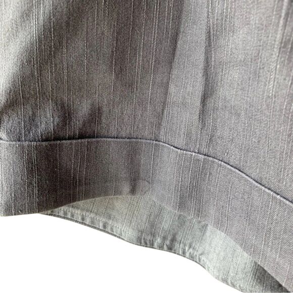 Kavu Chino Shorts Size 6 Gray Pleated Cuffed Hem Mid Rise Logo Summer Women’s - Picture 6 of 8